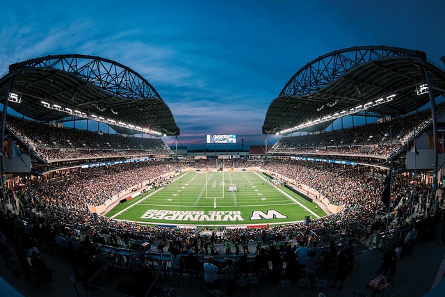 回应比赛评 回应比赛评